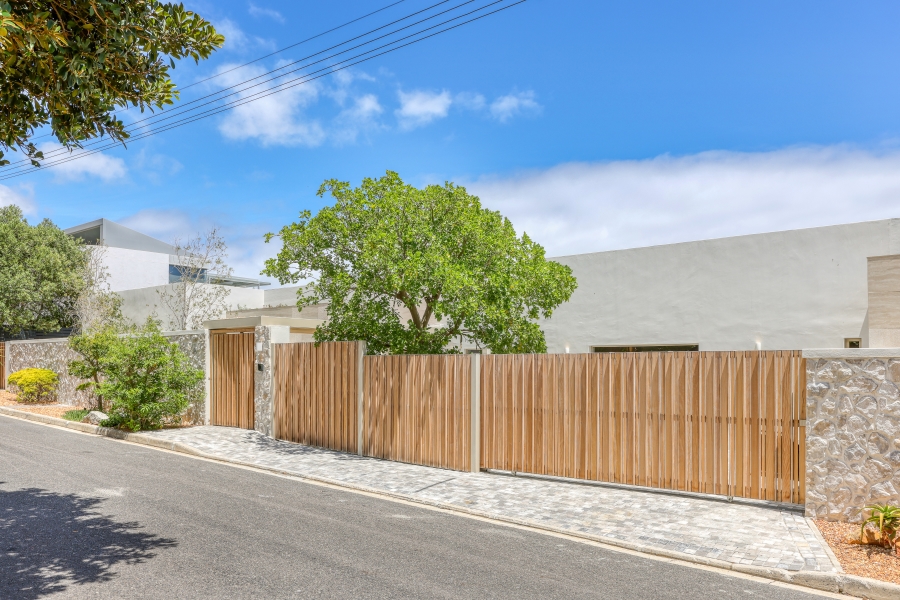 5 Bedroom Property for Sale in Camps Bay Western Cape